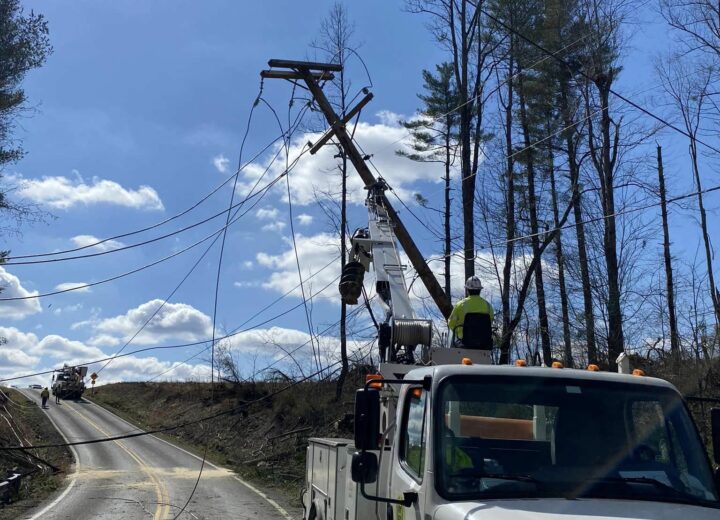 New Hampshire Electric Cooperative - Summer storms can be a risk for power  outages, are you prepared? Right now is a great time to make sure you have  your emergency kit ready.